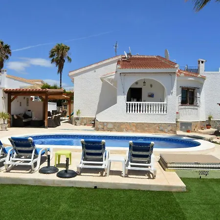 With Private Swimming Pool In Queseda Villa
