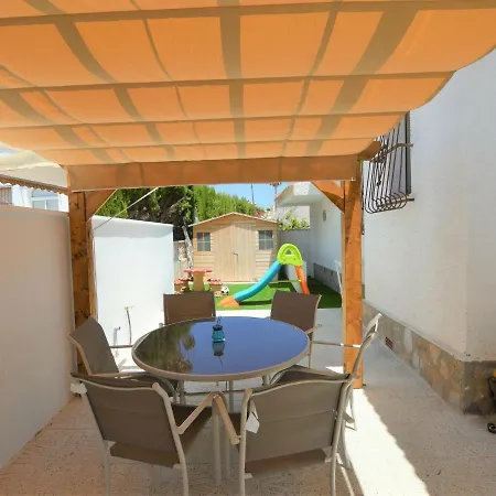 With Private Swimming Pool In Queseda Villa *