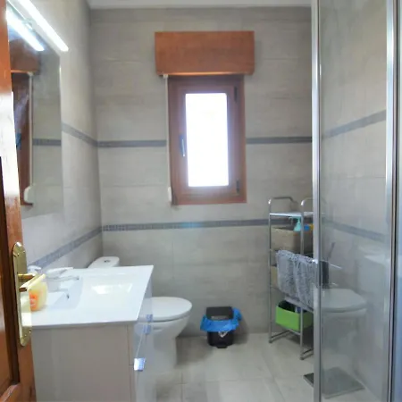 With Private Swimming Pool In Queseda Villa *
